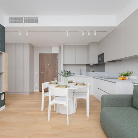 Exceptional Business Apartments By Noclegi Renters Varsóvia Exterior foto