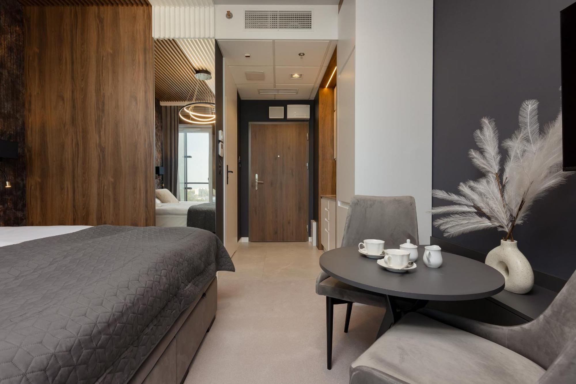Exceptional Business Apartments By Noclegi Renters Varsóvia Exterior foto